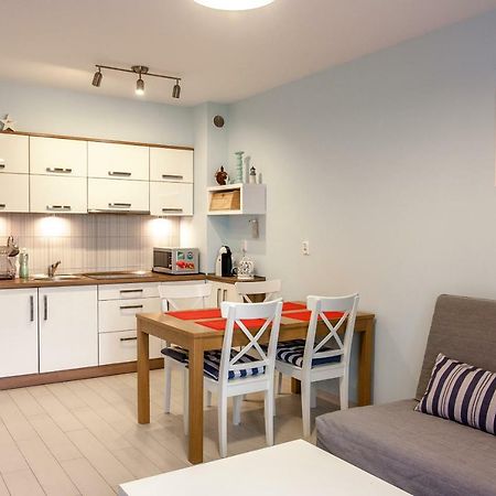 Apartament Kapitanski Bursztynowe Komnaty 达洛科 外观 照片